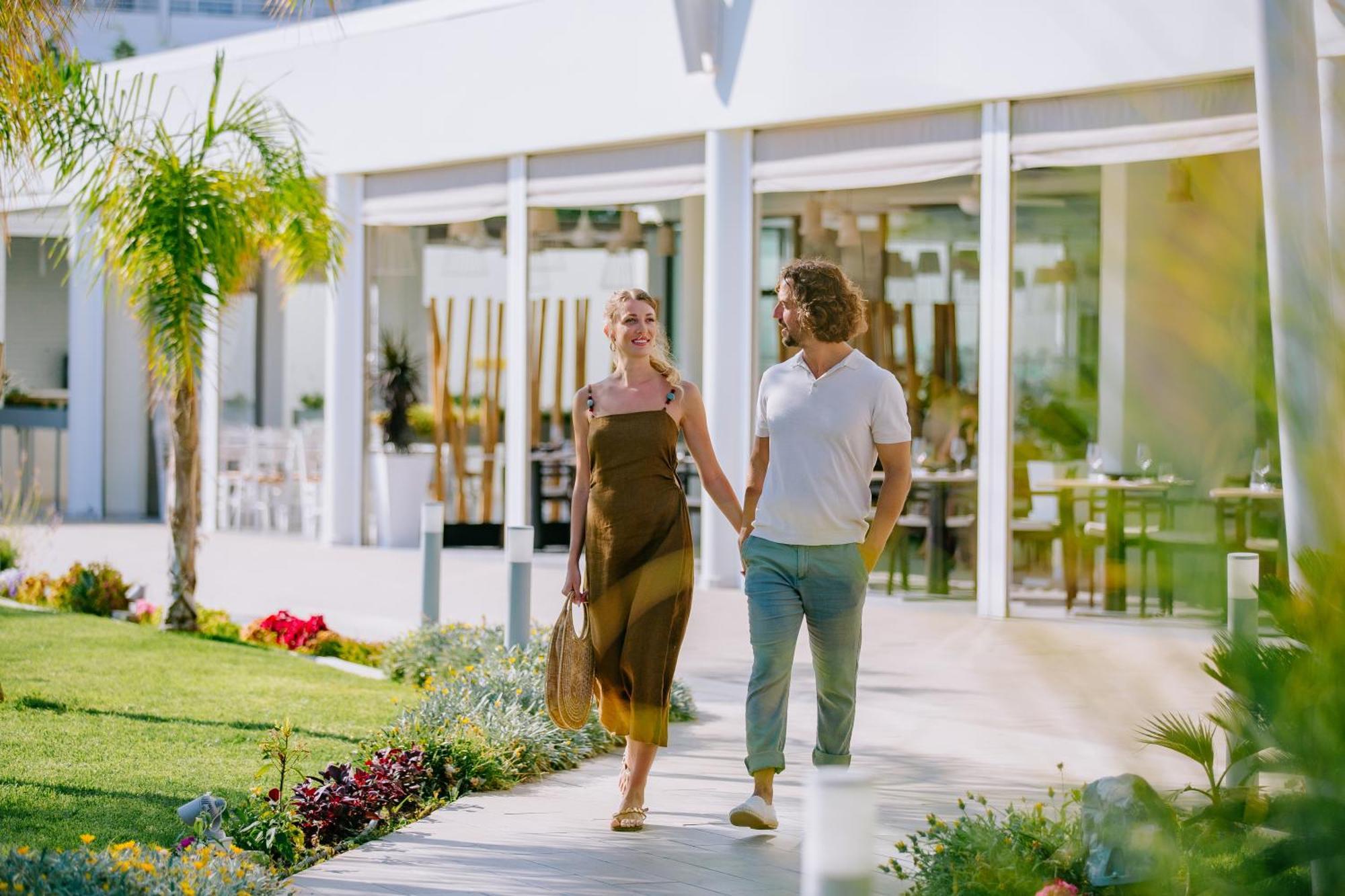 Ivi Mare - Designed For Adults By Louis Hotels Geroskipou Extérieur photo The Village