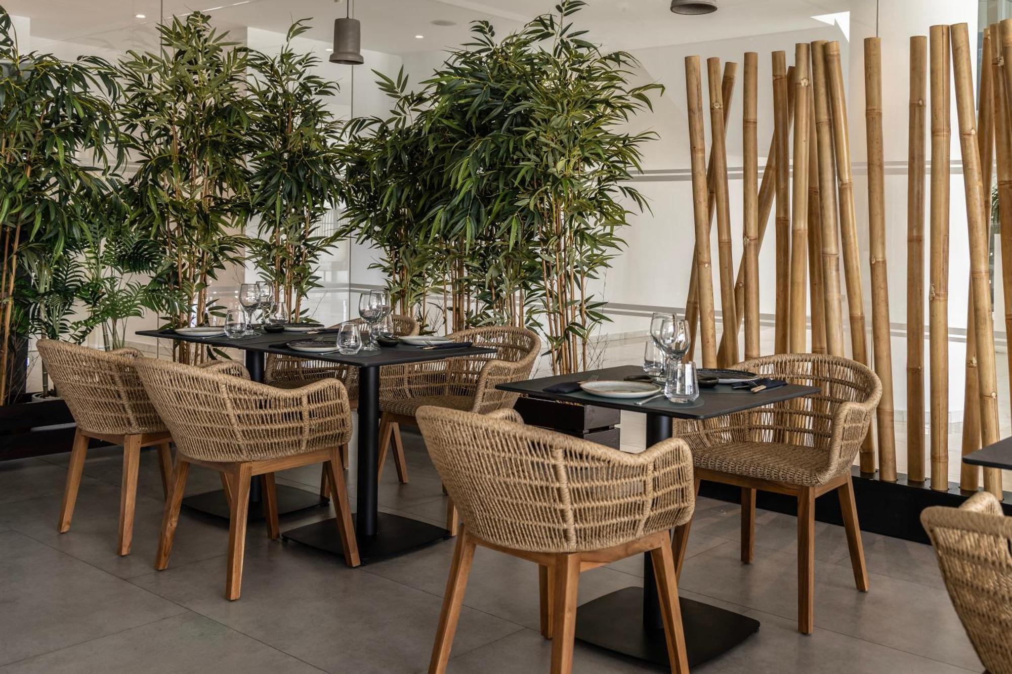 Ivi Mare - Designed For Adults By Louis Hotels Geroskipou Extérieur photo Restaurant interior