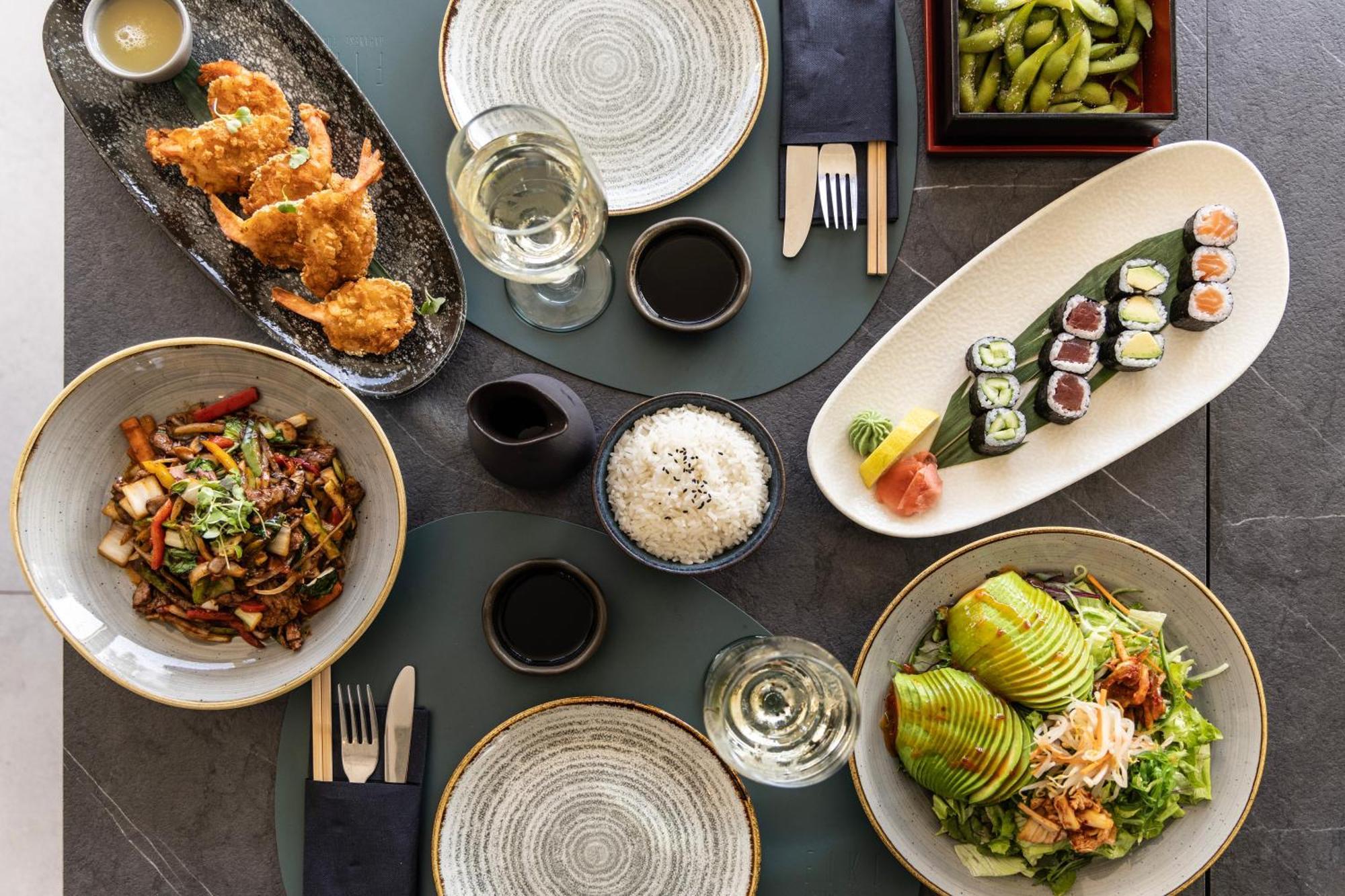 Ivi Mare - Designed For Adults By Louis Hotels Geroskipou Extérieur photo A selection of dishes at the restaurant
