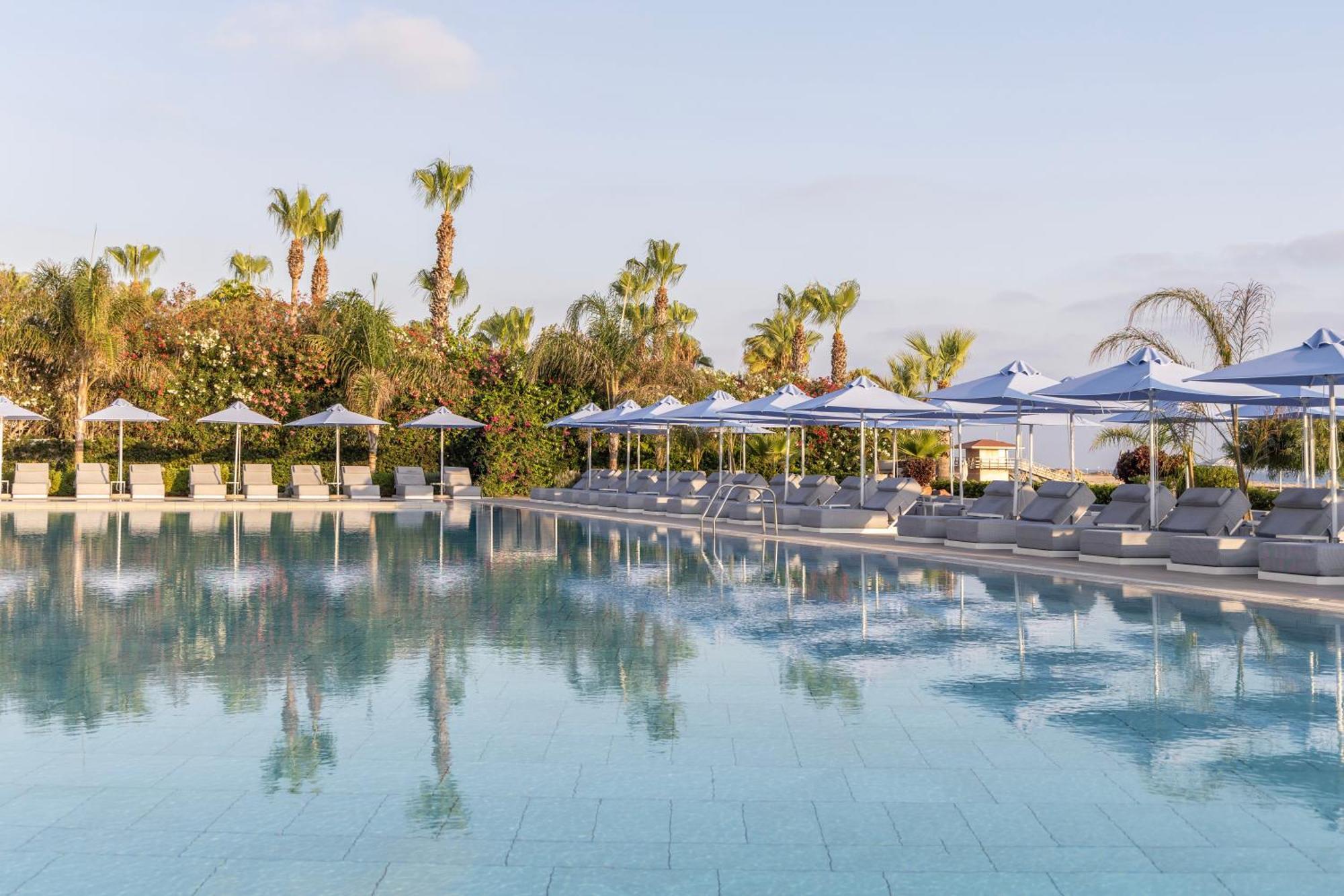 Ivi Mare - Designed For Adults By Louis Hotels Geroskipou Extérieur photo Pool at the hotel