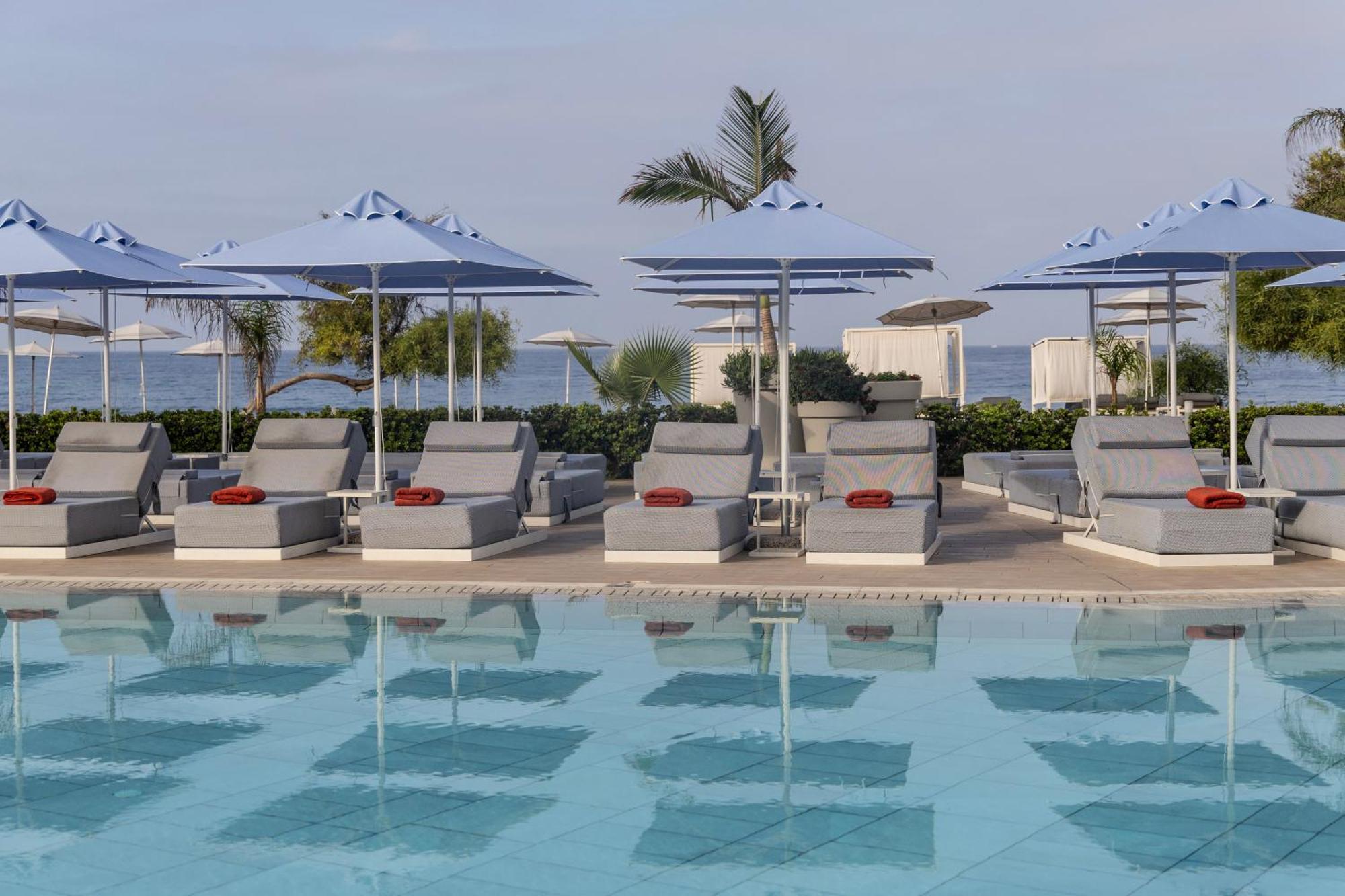 Ivi Mare - Designed For Adults By Louis Hotels Geroskipou Extérieur photo The swimming pool at the hotel