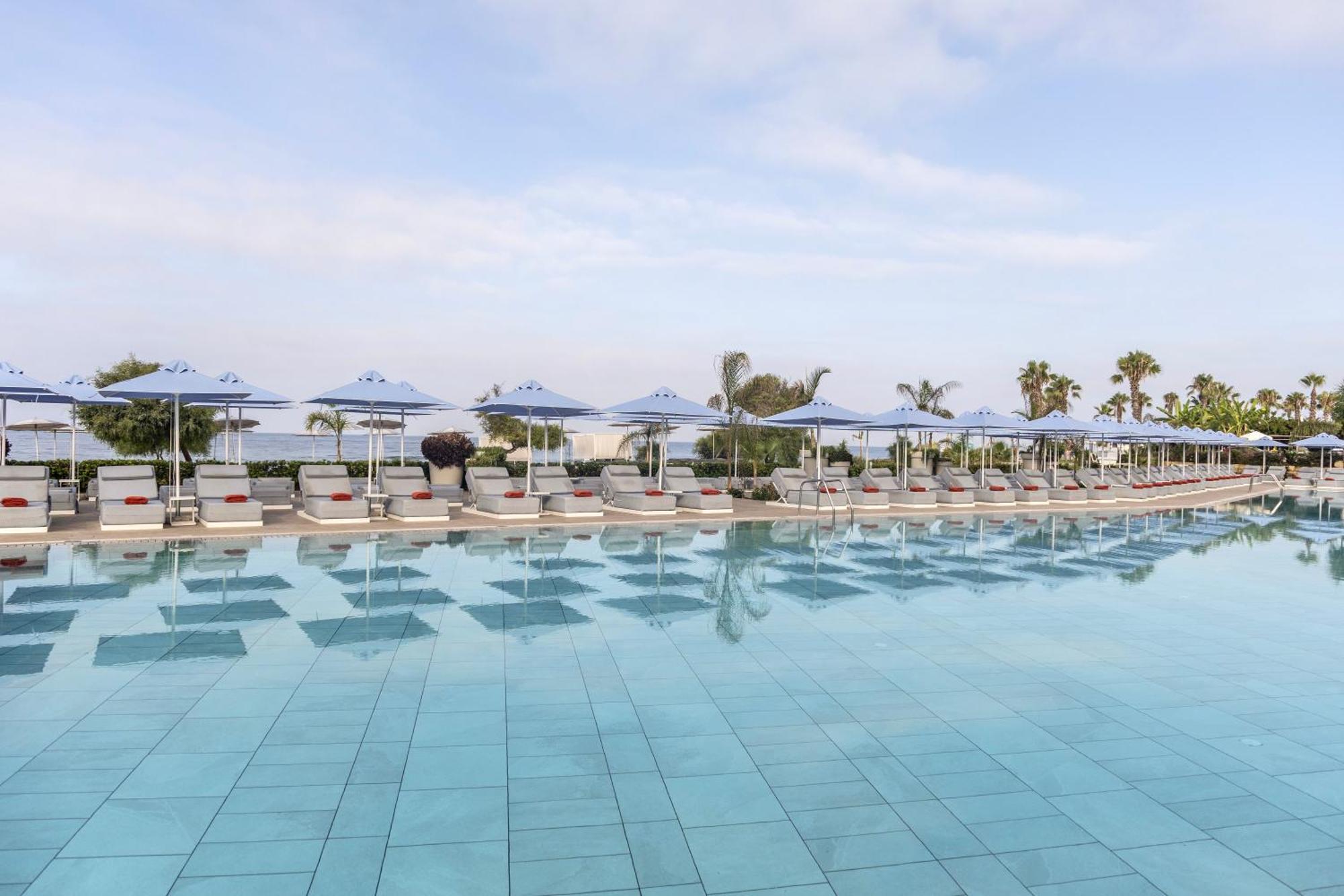 Ivi Mare - Designed For Adults By Louis Hotels Geroskipou Extérieur photo Pool at the hotel