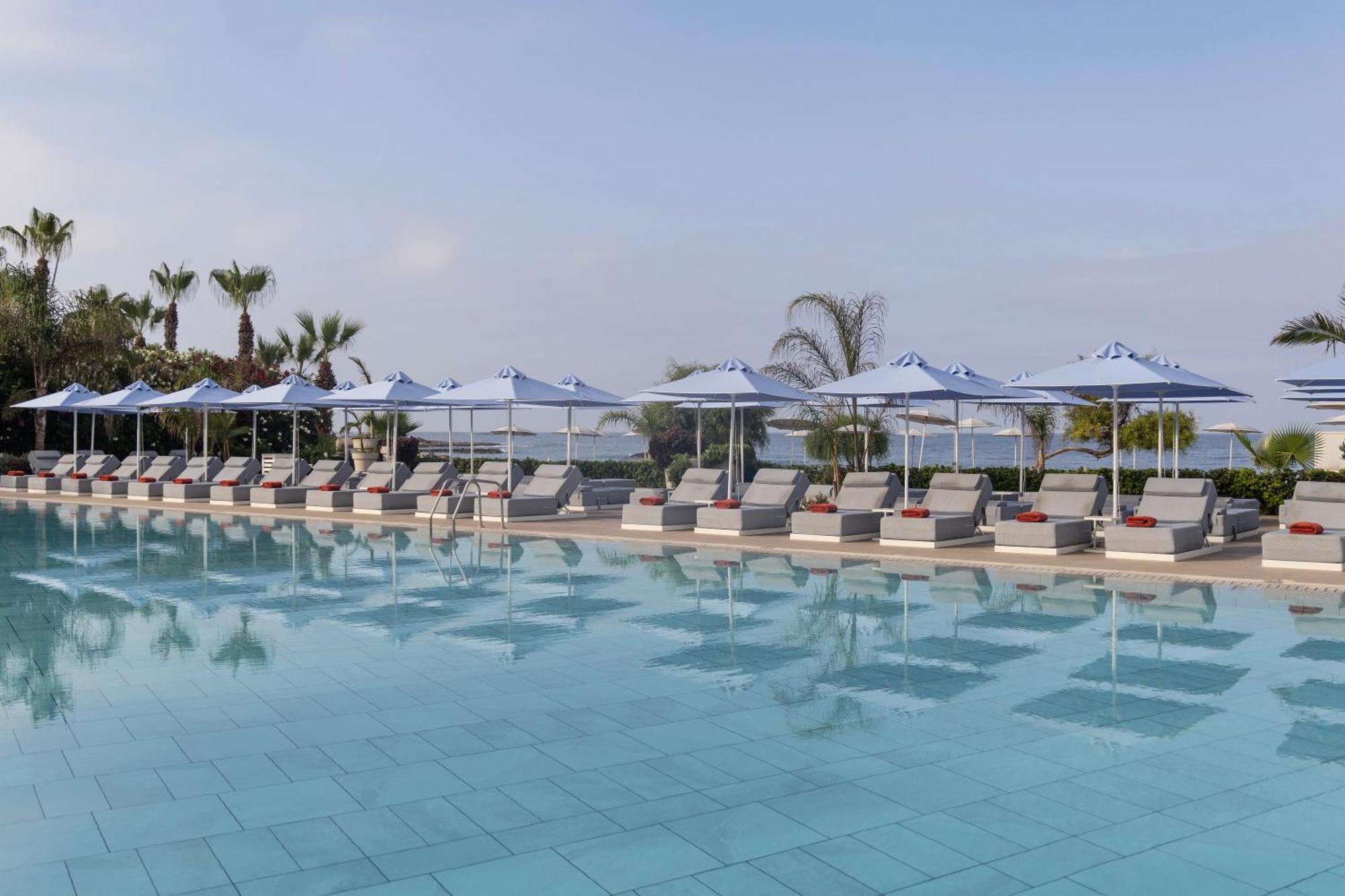 Ivi Mare - Designed For Adults By Louis Hotels Geroskipou Extérieur photo The swimming pool at the hotel